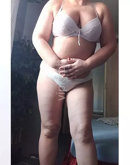 Brunetka 40