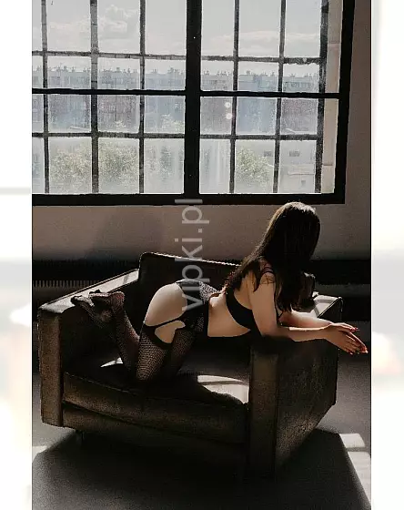 Iza Winks 
