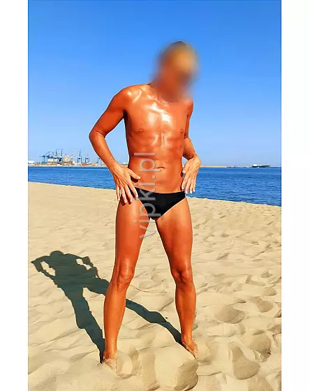 MIAMI LUXURY MODEL